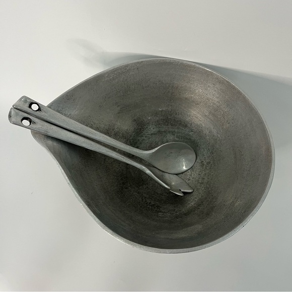 Bruce Cox biomorphic aluminum salad utensils hand made hammered - Picture 11 of 12